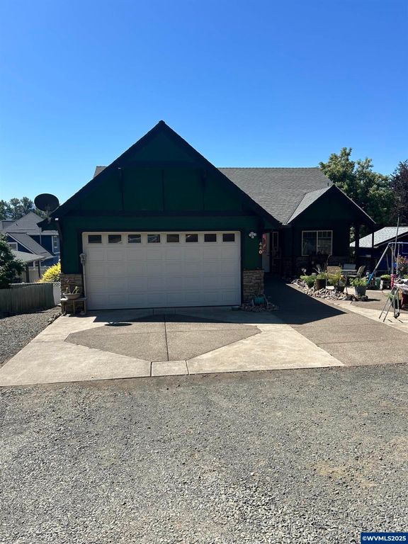440 Spaulding Av, Brownsville, OR 97327