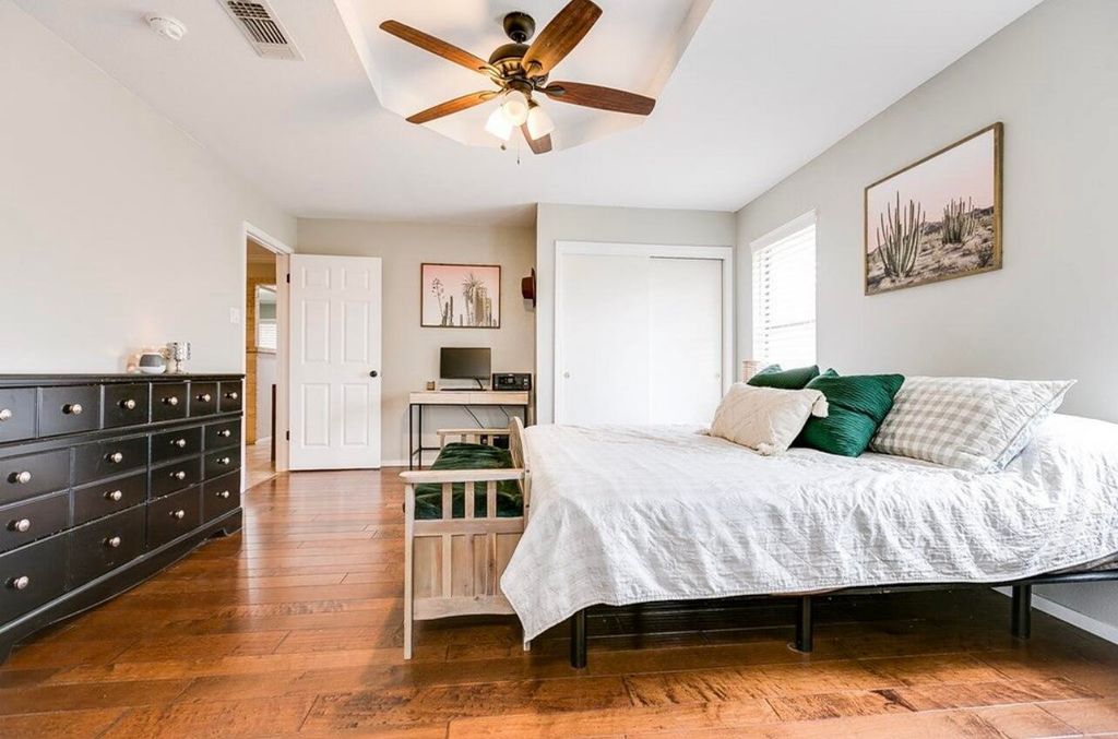 Image 20 of property listing at 1305 N Broadway Street, Mertzon, TX 76941