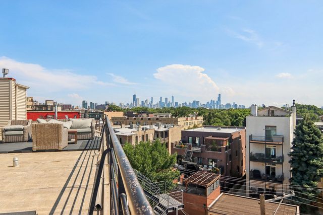 2840 N Lincoln Avenue D, Chicago, IL 60657