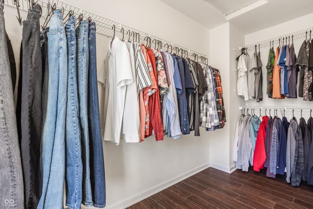 5325 Creekbend Drive, Carmel, IN 46033