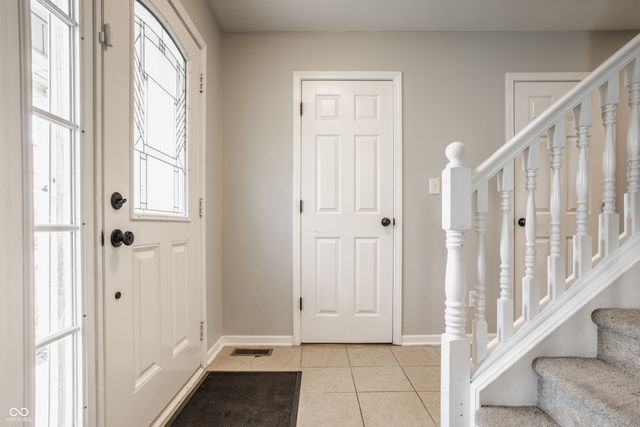 5325 Creekbend Drive, Carmel, IN 46033