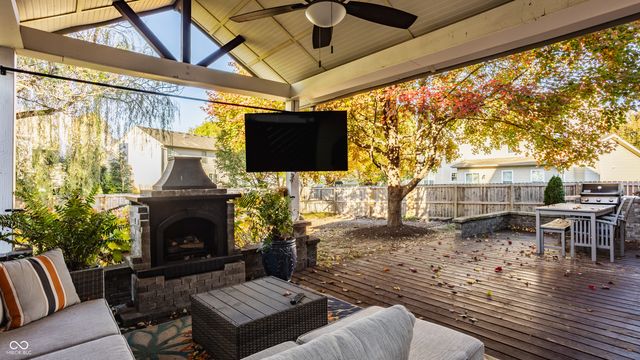 5325 Creekbend Drive, Carmel, IN 46033