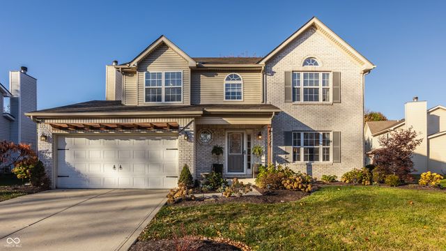 5325 Creekbend Drive, Carmel, IN 46033