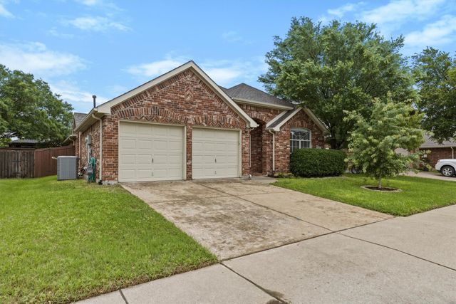 6803 Woodcrest Lane, Sachse, TX 75048