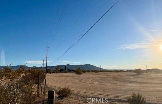 23585 Bear Valley, Apple Valley, CA 92308