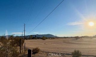 23585 Bear Valley, Apple Valley, CA 92308