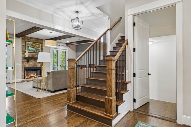 8231 Glover Dr, Brentwood, TN 37027