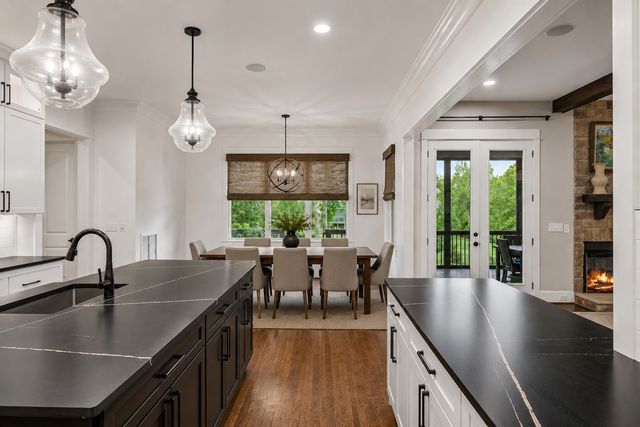 8231 Glover Dr, Brentwood, TN 37027