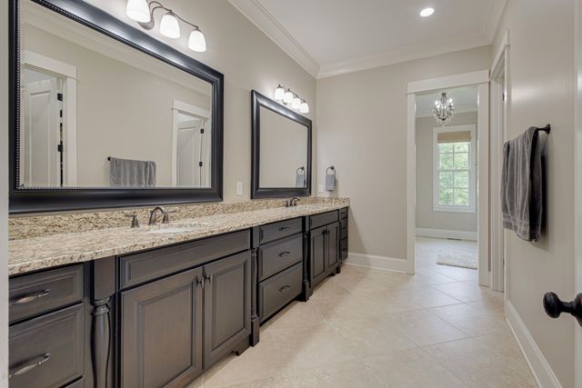 8231 Glover Dr, Brentwood, TN 37027