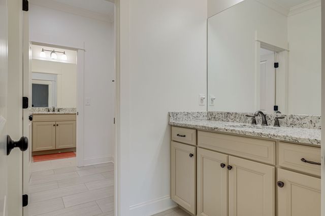 8231 Glover Dr, Brentwood, TN 37027