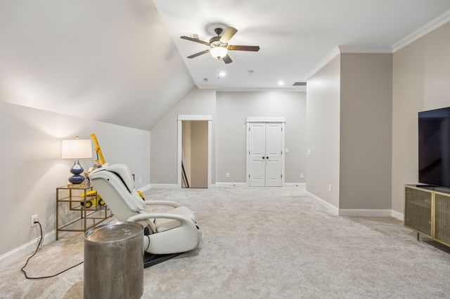 8231 Glover Dr, Brentwood, TN 37027