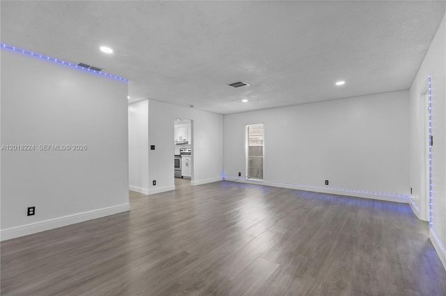 7958 SW 6th St, North Lauderdale, FL 33068