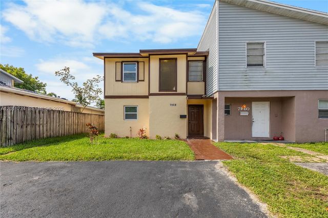 7958 SW 6th St, North Lauderdale, FL 33068