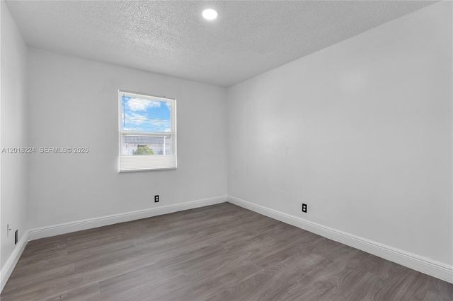 7958 SW 6th St, North Lauderdale, FL 33068