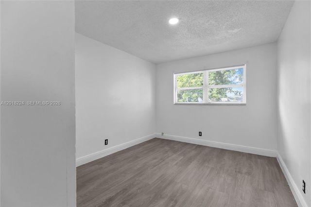 7958 SW 6th St, North Lauderdale, FL 33068