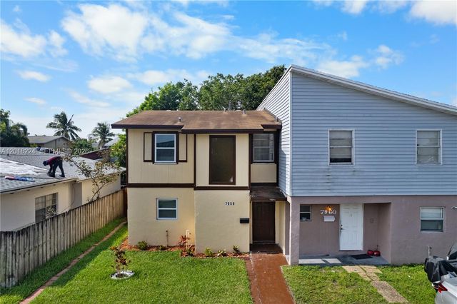 7958 SW 6th St, North Lauderdale, FL 33068
