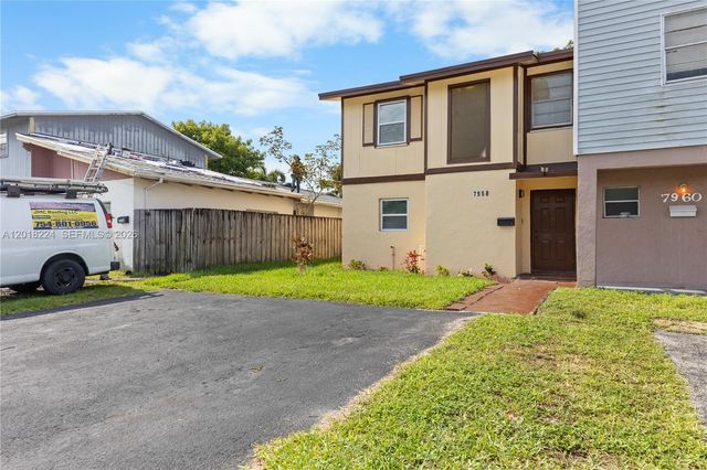 7958 SW 6th St, North Lauderdale, FL 33068