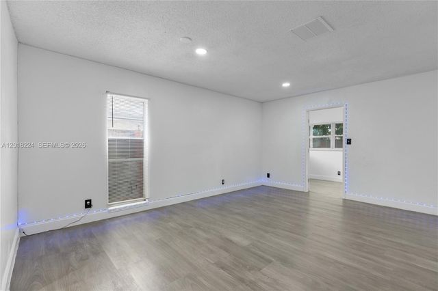 7958 SW 6th St, North Lauderdale, FL 33068