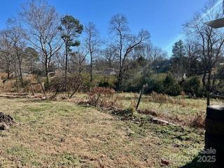 555 Falls Avenue, Granite Falls, NC 28630