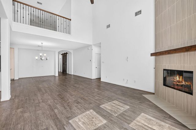 7817 Turnback Ledge TRL, Lago Vista, TX 78645