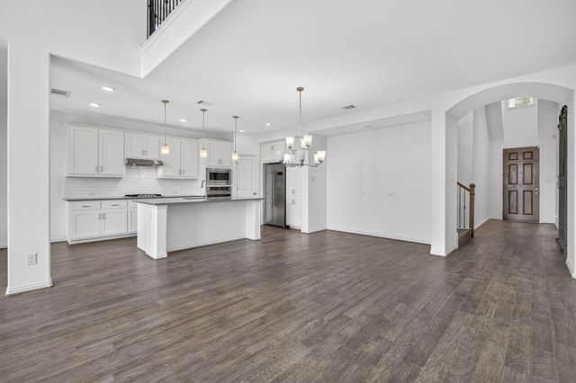 7817 Turnback Ledge TRL, Lago Vista, TX 78645