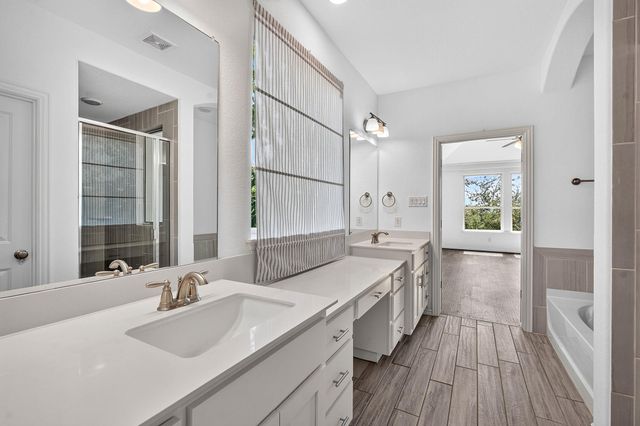 7817 Turnback Ledge TRL, Lago Vista, TX 78645