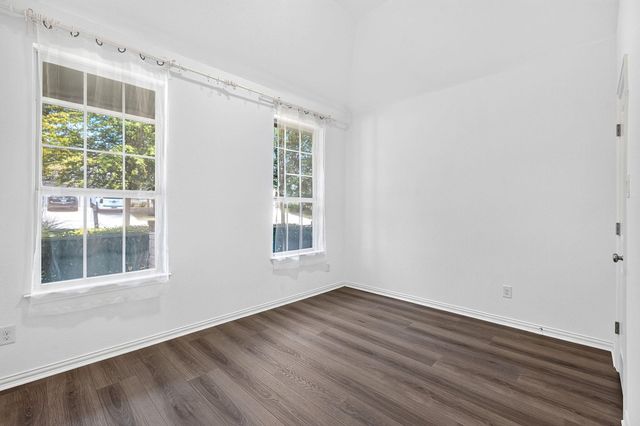 7817 Turnback Ledge TRL, Lago Vista, TX 78645