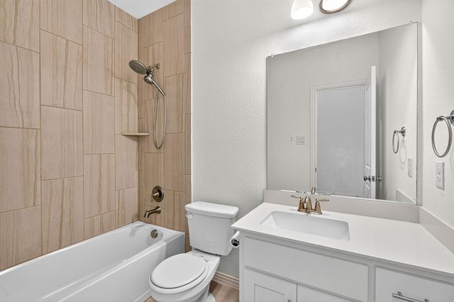 7817 Turnback Ledge TRL, Lago Vista, TX 78645