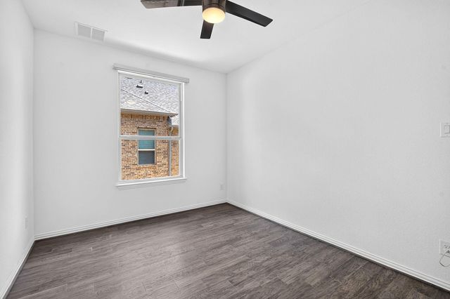 7817 Turnback Ledge TRL, Lago Vista, TX 78645