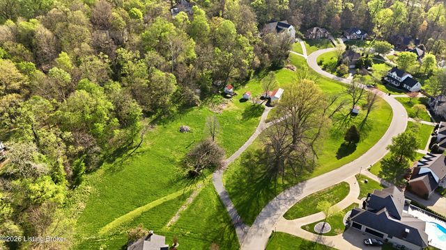 8001 Rock Hill Rd, Prospect, KY 40059