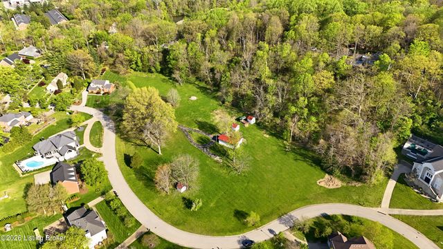 8001 Rock Hill Rd, Prospect, KY 40059