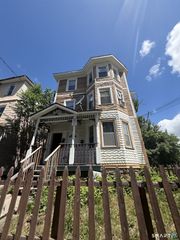 56-58 Judson Street, Hartford, CT 06120