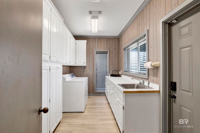 5894 Beach Boulevard, Gulf Shores, AL 36542