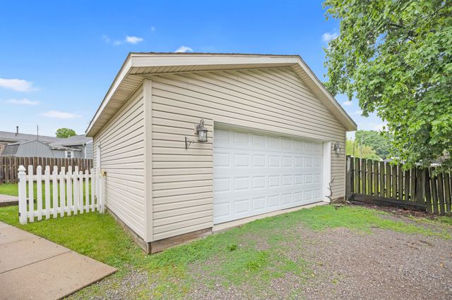 709 E Sandusky Avenue 709 E Sandusky Avenue, Bellefontaine, OH 43311