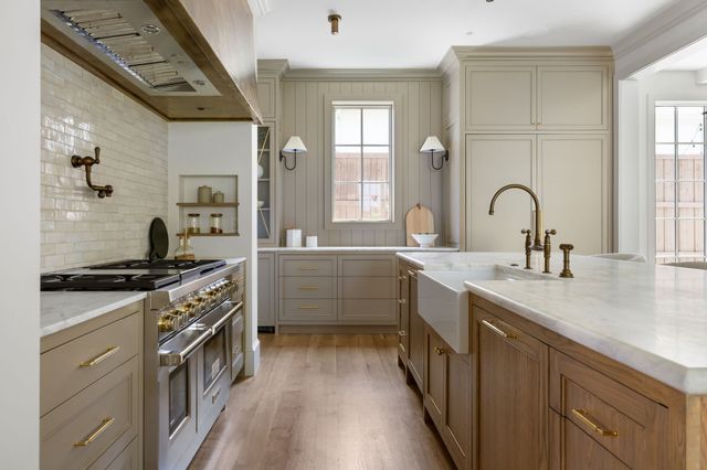 6526 Woodland Drive, Dallas, TX 75225
