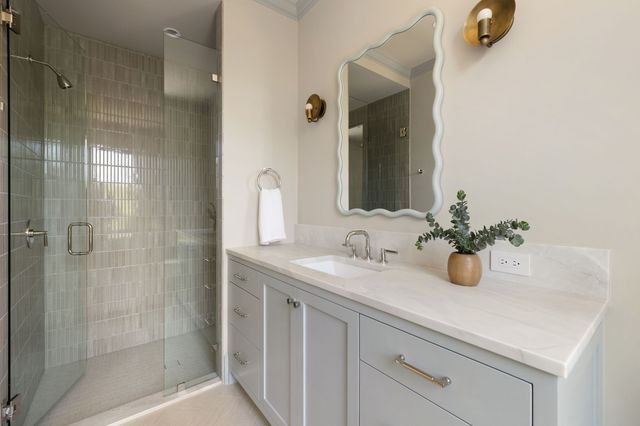 6526 Woodland Drive, Dallas, TX 75225