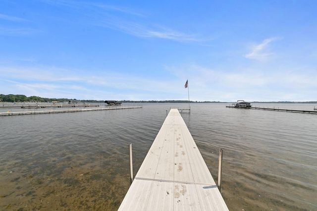 6567 N Shore Trail N, Forest Lake, MN 55025