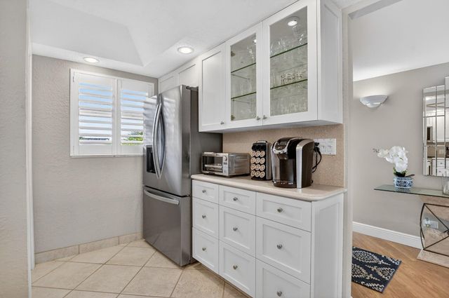 1537 E Hillsboro Boulevard 241, Deerfield Beach, FL 33441