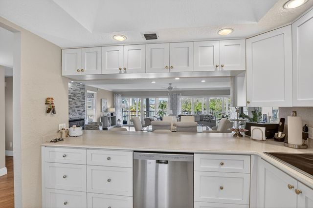 1537 E Hillsboro Boulevard 241, Deerfield Beach, FL 33441