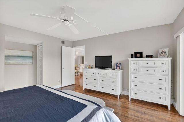 1537 E Hillsboro Boulevard 241, Deerfield Beach, FL 33441