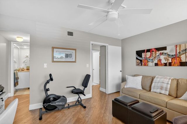 1537 E Hillsboro Boulevard 241, Deerfield Beach, FL 33441