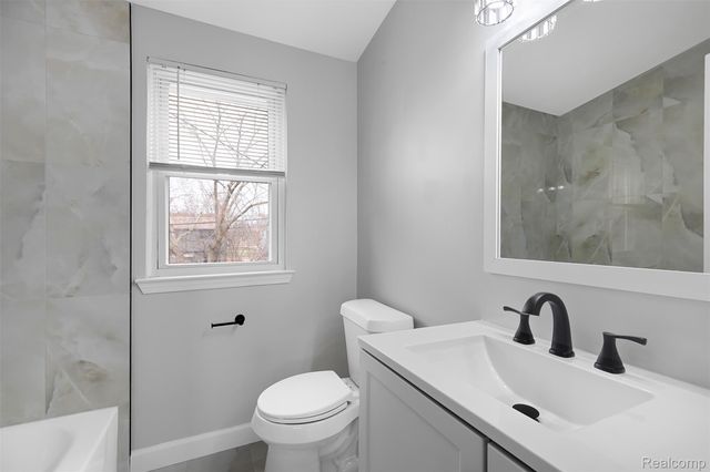 251 E 14 Mile Road, Birmingham, MI 48009