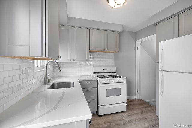 251 E 14 Mile Road, Birmingham, MI 48009