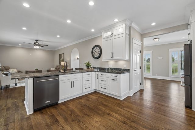 8838 Byrums Chapel Rd, Portland, TN 37148