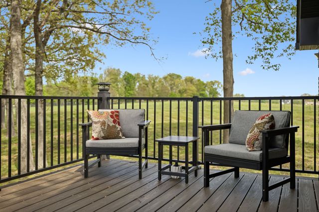 8838 Byrums Chapel Rd, Portland, TN 37148