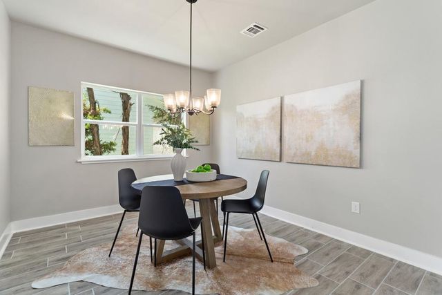10 Honeysuckle LN, Wimberley, TX 78676