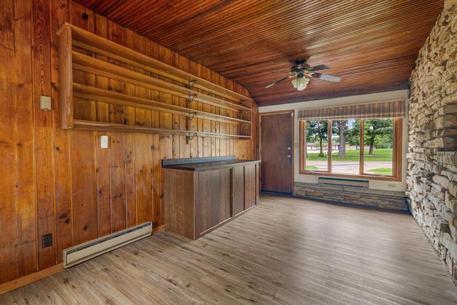 4411 W Custer AVENUE, Milwaukee, WI 53218