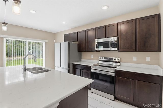 16125 Magpie Road, Weeki Wachee, FL 34614