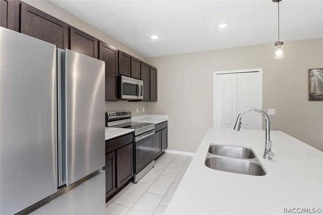 16125 Magpie Road, Weeki Wachee, FL 34614