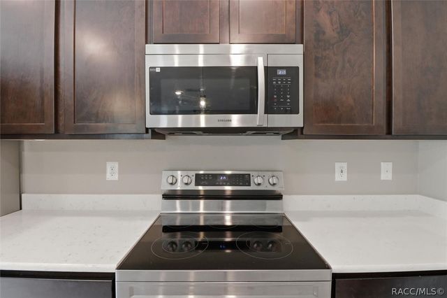 16125 Magpie Road, Weeki Wachee, FL 34614